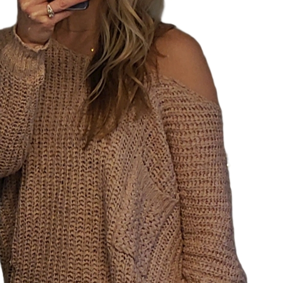 🌷Oversized V neck distressed sweater pale pink - Picture 2 of 12